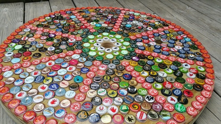HOW TO MAKE A BOTTLE CAP TABLE (DIY)