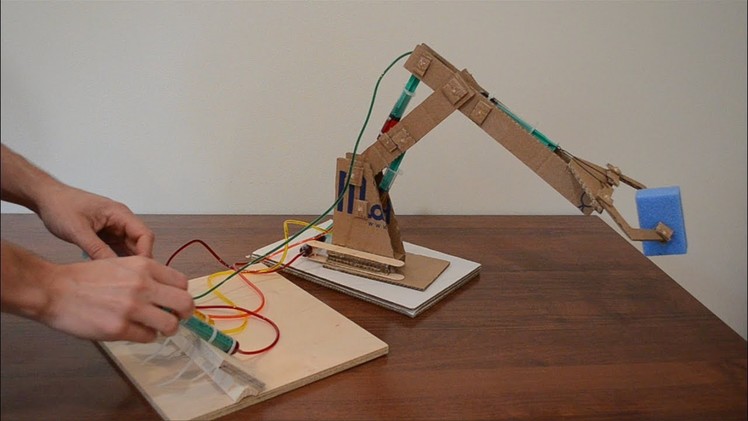 How to make hydraulic robotic arm from cardboard - DIY