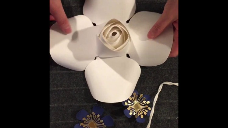 FREE Rose Bud tutorial. Rose center tutorial. How to make rose paper flower.