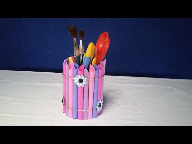 DIY Paper Roll Pen stand