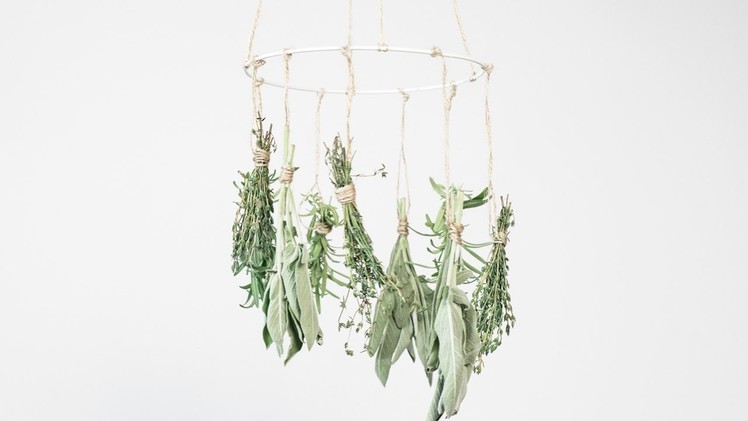 DIY : Air-dry herbs from the garden by Søstrene Grene