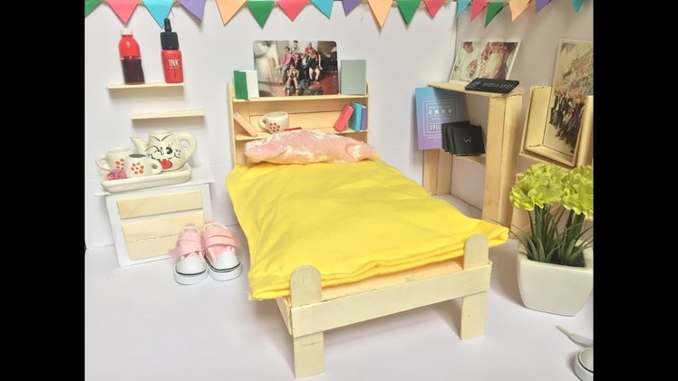 DIY A BED FOR YOUR DOLL