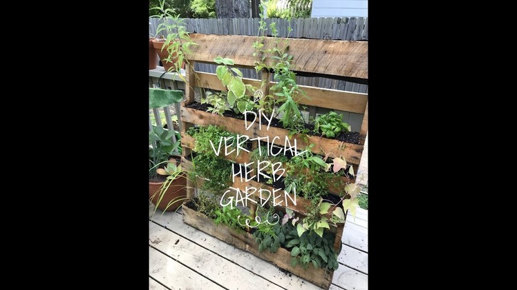 DIY Vertical Herb Garden Pallet