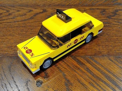 Lego Build Tutorial: Changing a "Taxi" to a Yellow Sedan for Aunt May