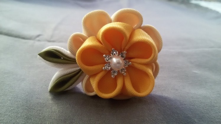 DIY How to make a Fabric Flower Hair Pin