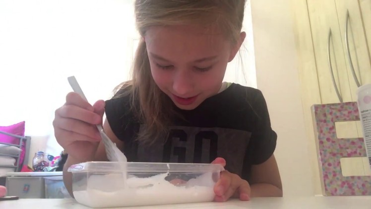 Making slime With contact lense solution