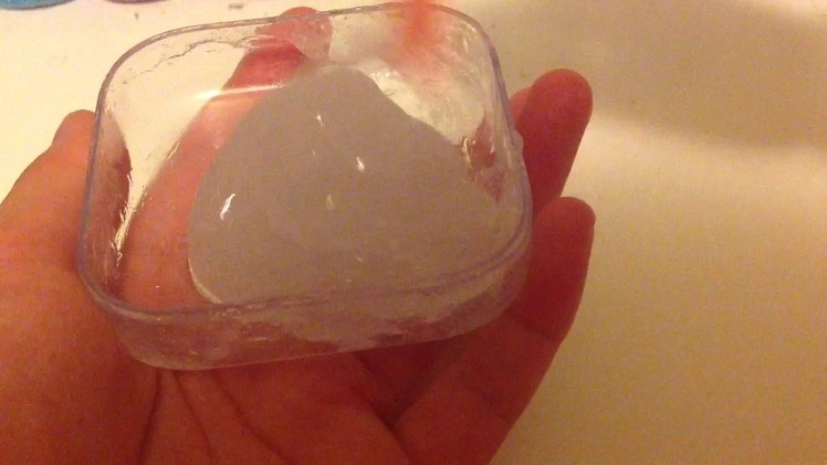 DIY Holdable Slime With Only Soap And Baking Soda!?