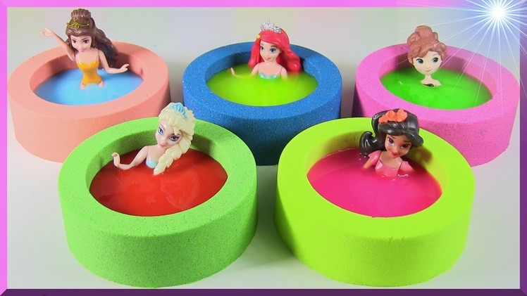 DIY Colorful HOT TUB time! Disney ELSA ANNA BELLE ELENA ARIEL In Kinetic Sand & SLIME Hot-Tubs