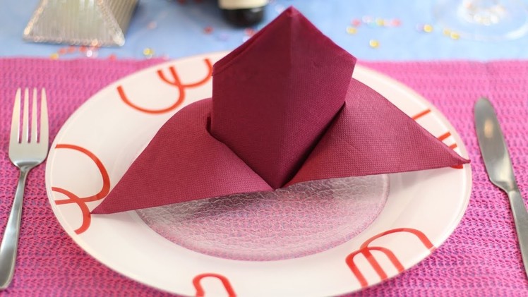 DIY Crown Napkin Fold ???? (Table Decoration)