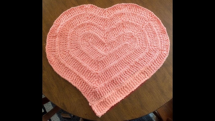 How to Loom Knit a 10 Stitch Heart Pattern