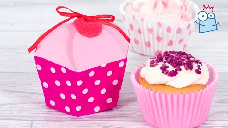 How to make a Cupcake Shaped Box
