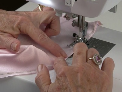 How to Sew Tiny Hems with Zede from SewHere.com
