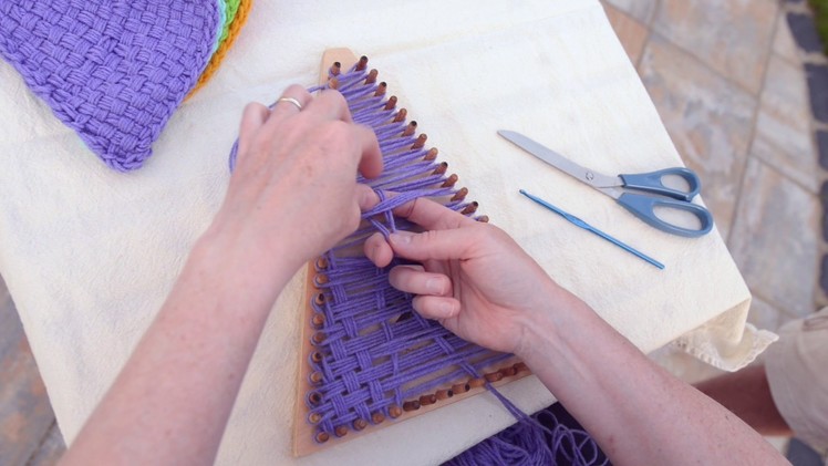 How to Weave a Triangle with the Kindred Banner Loom