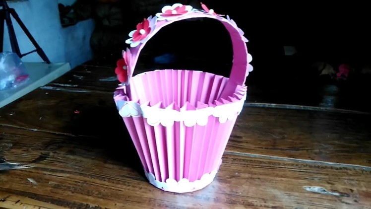 DIY Paper Basket : How to Make Easy Accordion Paper Basket for Chocolates | Christmas Gift Basket.