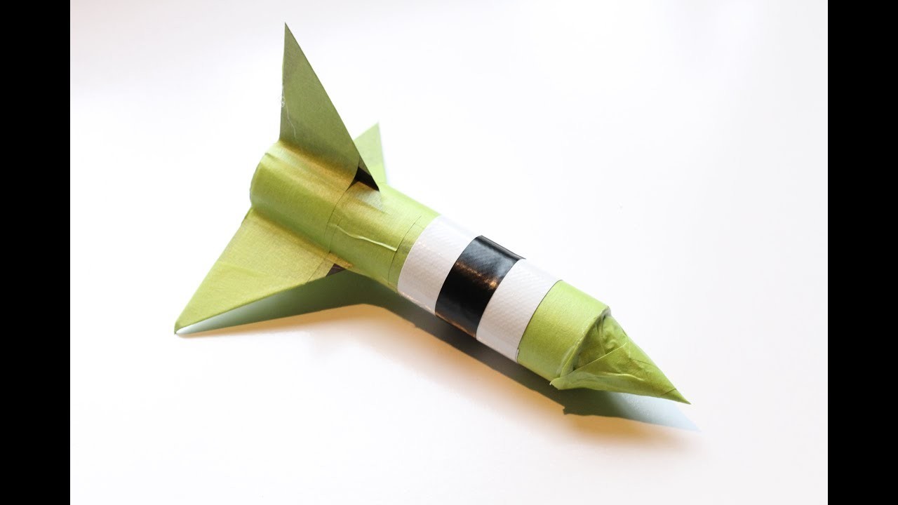 Ракета из бумаги самая простая. Ракета из бумаги. Макет ракеты. Оригами ракета. Объемная ракета из бумаги.