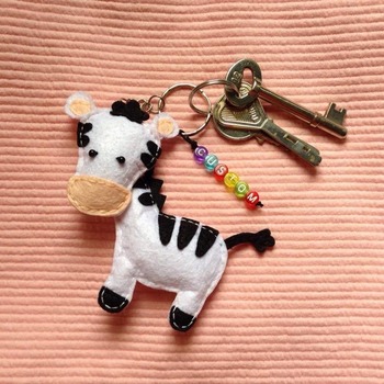 Cute Zebra Animals Stuffed Felt Key Chain Key Ring With or Without Colorful Personalised Words Beaded Craft Kids Friend Gift Toys