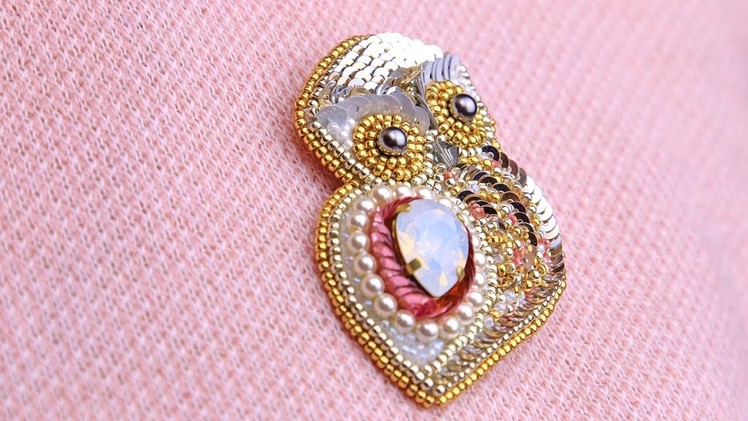 Tutorial for an owl brooch made of  beads, crystals, pearls and sequins
