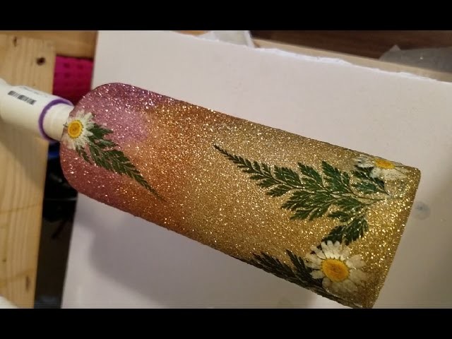 Glitter Epoxy Cup Start to Finish featuring ombre glitter and dried flowers PART 2