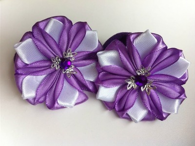 The decoration on the elastic hairband Kanzashi. Рurple-white flowers