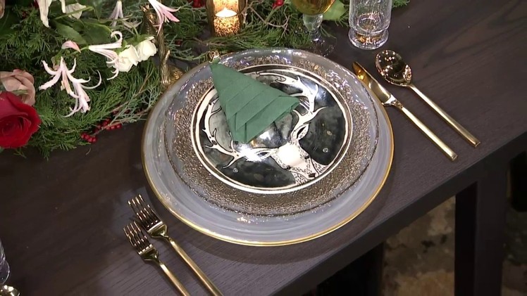 How to dress up your tabletop for the holidays