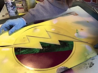 Spray paint art! The Flash and Arrow! Special request!