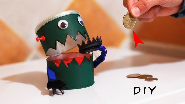 DIY Robot Bank -  How to Make a Fun Robot Eats Coins