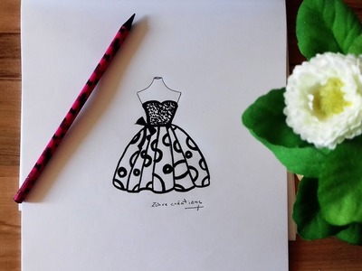 Fashion Drawing : Black and White dress