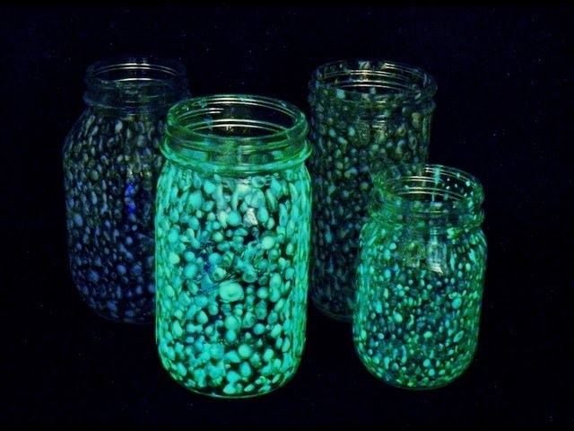 DIY: Glow Jars!