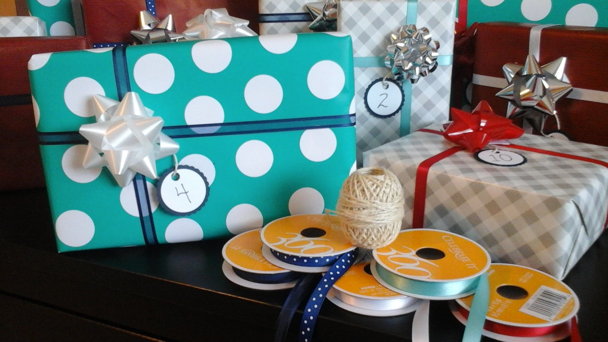 Baby Shower Prizes Wrapping Ideas