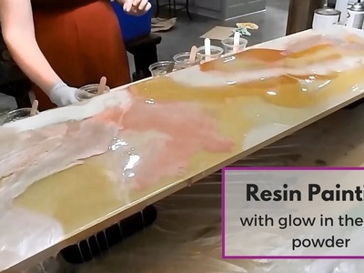Resin painting techniques - using glow in the dark powder