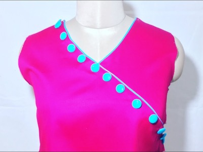 Neck Design with piping & buttons