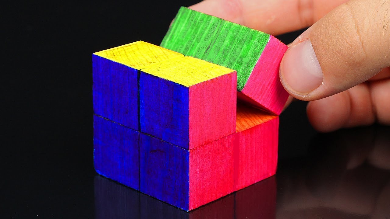 Сделать cube. Флексагон кубик. Инфинити кубик Рубика. Поделка кубика Рубика. Куб из кубиков.