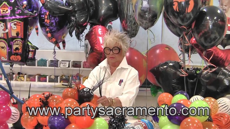 How to make Halloween Balloon Centerpieces from The Party Concierge