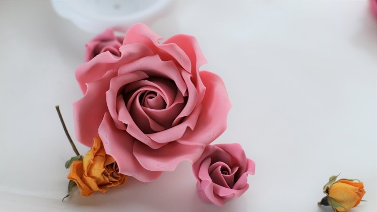 New and updated gumpaste rose video
