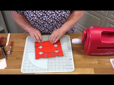Tonic Tutorial - Alison Whelan -How to Make the Square Cracker Die