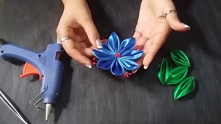 Beautiful and Creative Hair Tie with Kanzashi Flower - IDHands