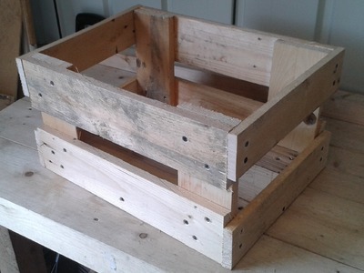 How To Make a useful Storage crate out of an old wood pallet