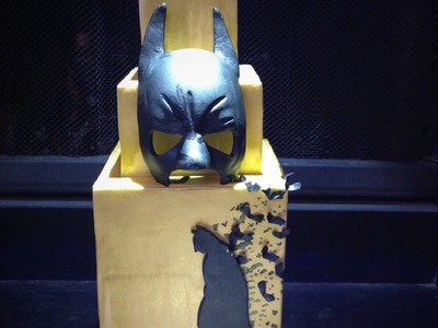 Batman Fondant Mask & Silhouette Tutorial (Timelapse)