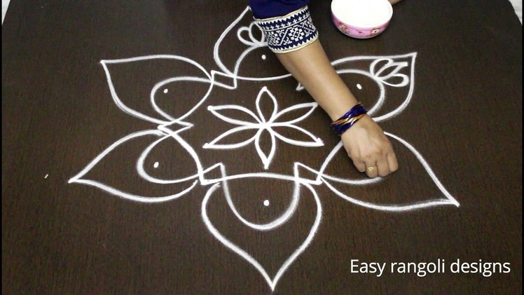 Simple rangoli designs with 5x3 middle dots - easy kolam - latest muggulu