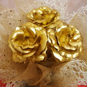 Gold foil rose bouquet