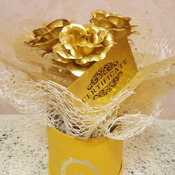 Gold foil rose bouquet