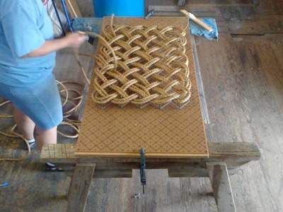 Time lapse making a rope mat