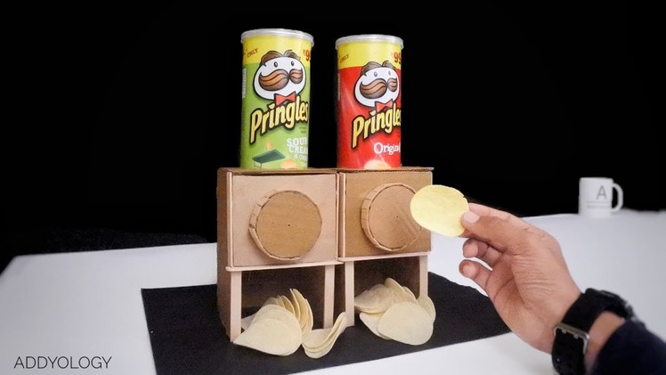 How to Make a Pringles Dispenser at Home