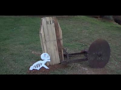 How to Make a Wooden Coffin for Halloween Decoration using pallet wood