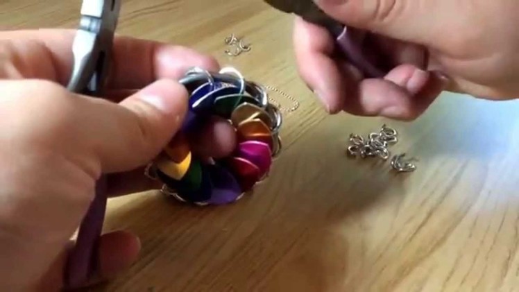 How to speed weave a scalemaille turbine pendant