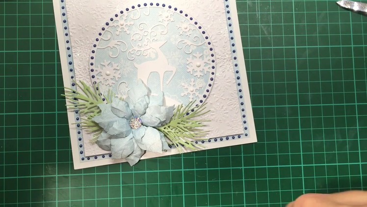 Simple Christmas card with Tattered lace die