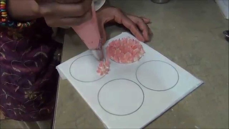 Cake Decoration 3: Shaded Hydrangea Flowers Using Wilton 2D Tip