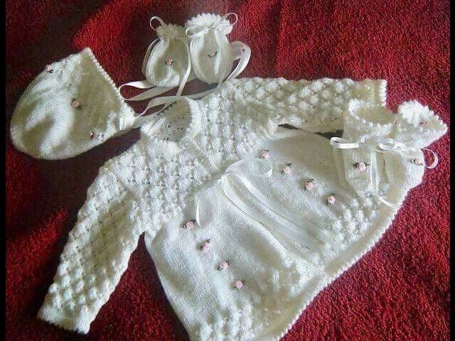 NEW SWEATER DESIGN FOR KIDS || white colour || '' woolen set of baby dress "