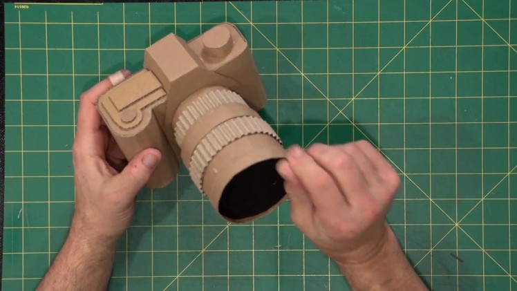 Build a Cardboard DSLR Camera - by Gary Hegedus