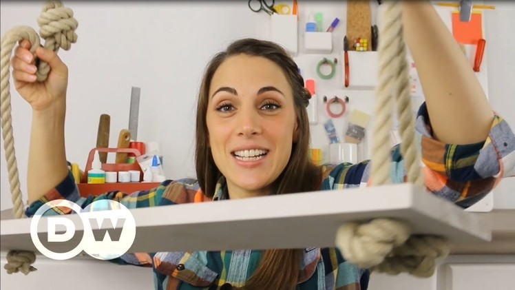DIY Christmas crafts - Floating shelves by Sari Hansen